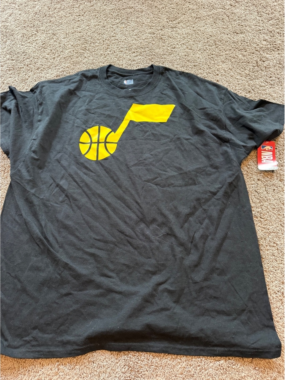 NBA Utah Jazz Black T-Shirt with Yellow Basketball Note Logo Size 2XL